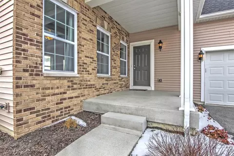 2129 W 129th Pl, Crown Point, IN 46307 photo 2