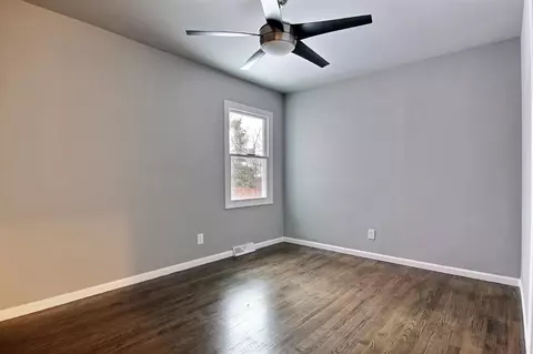 216 W Elm St, Griffith, IN 46319 photo 10