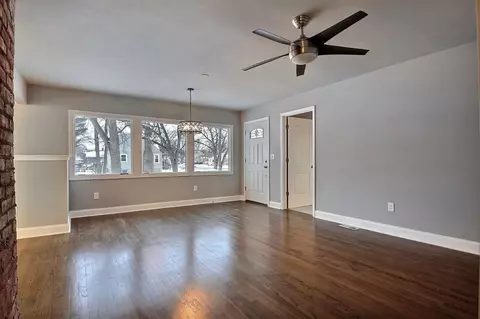 216 W Elm St, Griffith, IN 46319 photo 6