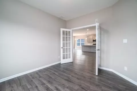 2402 Caspian Ln, Valparaiso, IN 46385 photo 13