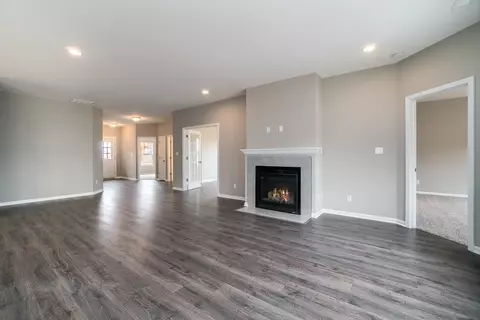2402 Caspian Ln, Valparaiso, IN 46385 photo 18