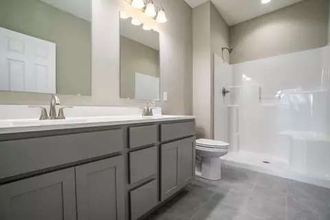 2402 Caspian Ln, Valparaiso, IN 46385 photo 23