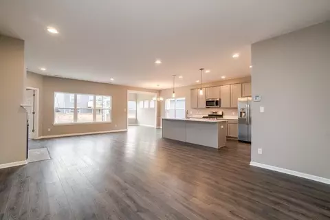 2402 Caspian Ln, Valparaiso, IN 46385 photo 7