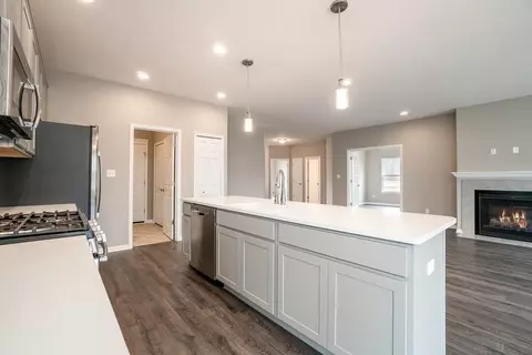 2402 Caspian Ln, Valparaiso, IN 46385 photo 15