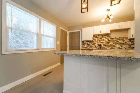 323 S Jay St, Gary, IN 46403 photo 7
