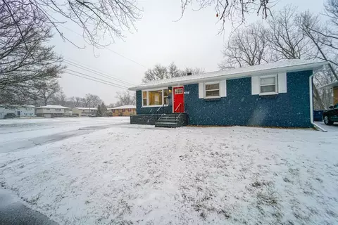 323 S Jay St, Gary, IN 46403 photo 2
