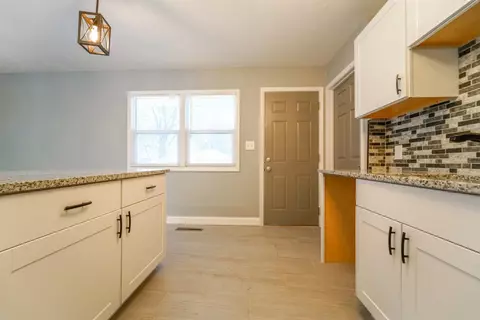323 S Jay St, Gary, IN 46403 photo 10