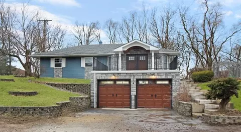 6943 Hickory Ave, Gary, IN 46403 photo 1
