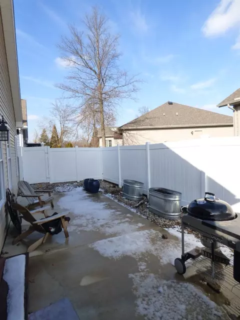3806 Windslow Dr, Valparaiso, IN 46383 photo 17