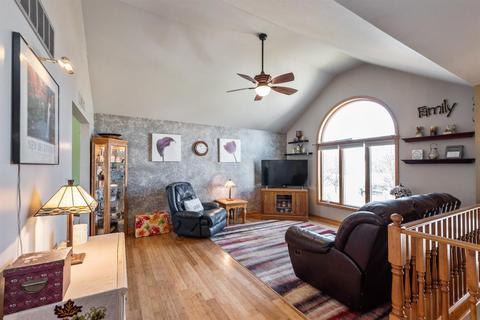 9519 Beall St, Dyer, IN 46311 photo 2