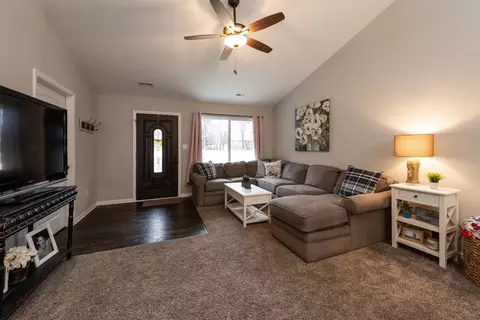 926 E Highway 330 #B, Griffith, IN 46319 photo 2