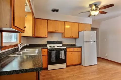 1437 N Griffith Blvd, Griffith, IN 46319 photo 9