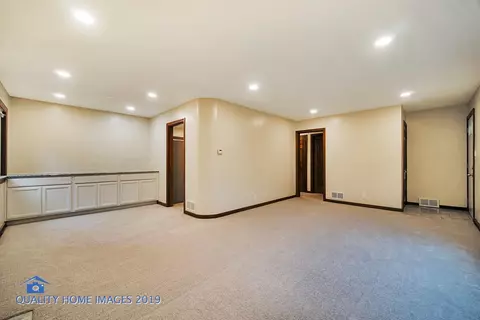 4587 Johnson St, Gary, IN 46408 photo 4