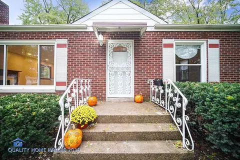 4587 Johnson St, Gary, IN 46408 photo 2