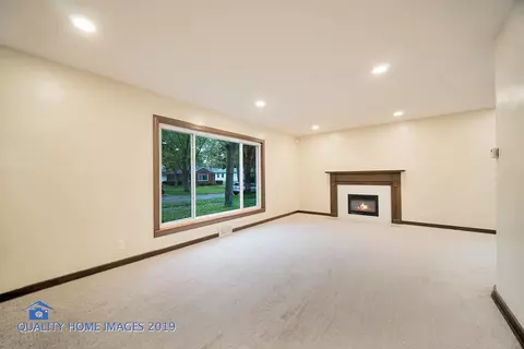 4587 Johnson St, Gary, IN 46408 photo 5
