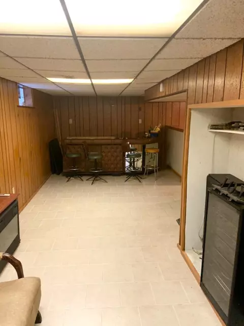 2176 Taft St, Gary, IN 46404 photo 9