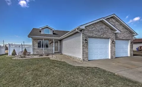 9640 Buchanan St, Crown Point, IN 46307 photo 1