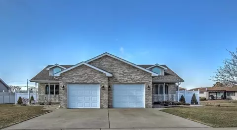 9640 Buchanan St, Crown Point, IN 46307 photo 2