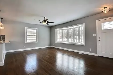 1440 N Harvey St, Griffith, IN 46319 photo 5