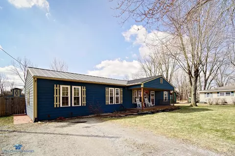 136 W Phillips Rd, Griffith, IN 46319 photo 2