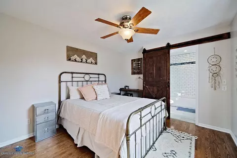 136 W Phillips Rd, Griffith, IN 46319 photo 10