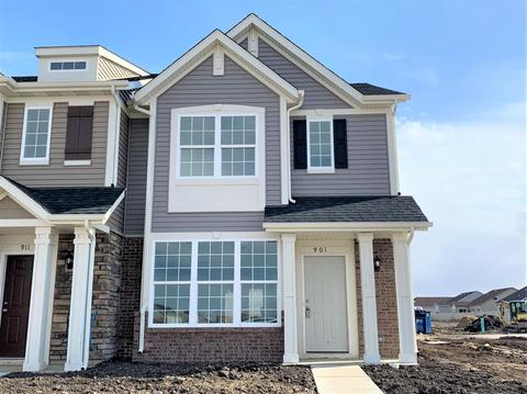 901 E 117th Pl, Crown Point, IN 46307 photo 1