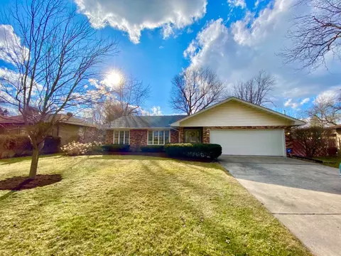 8316 Parkview Ave, Munster, IN 46321 photo 1