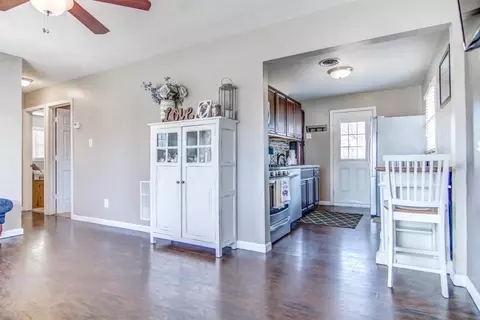 508 N Cline Ave, Griffith, IN 46319 photo 4