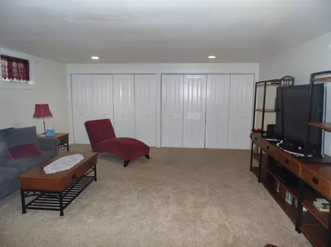7229 Locust Ave, Gary, IN 46403 photo 30