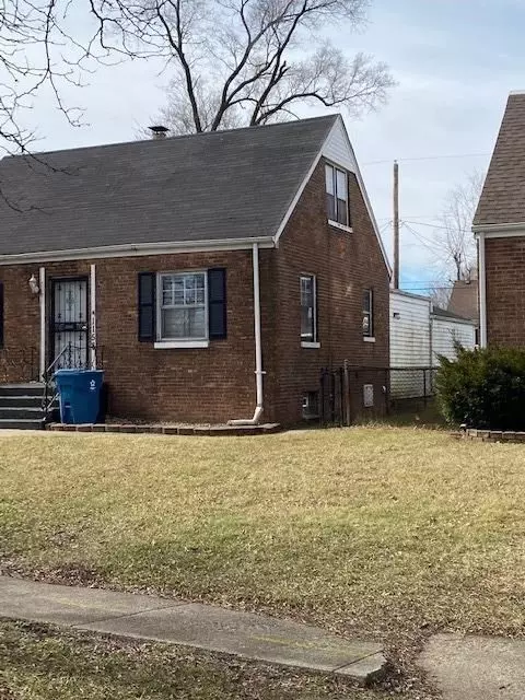 815 Hayes St, Gary, IN 46404 photo 3