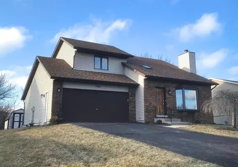 3147 Tremont Ln, Crown Point, IN 46307 photo 1