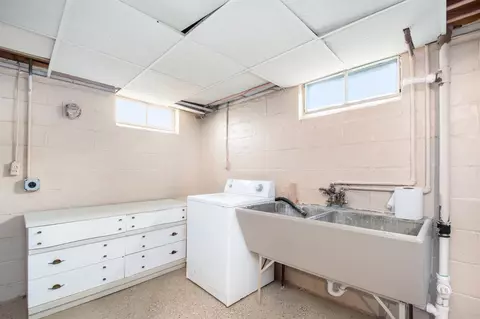 1011 Wright Ave, La Porte, IN 46350 photo 11