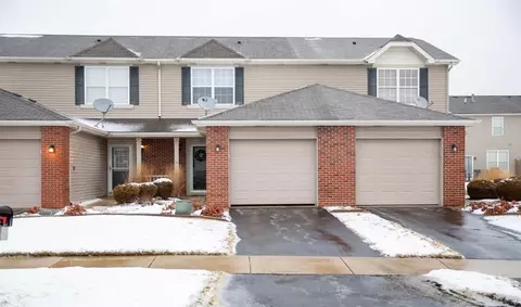 1753 Springtime Ct, Dyer, IN 46311 photo 2