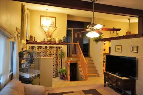 1034 E Miller St, Griffith, IN 46319 photo 11