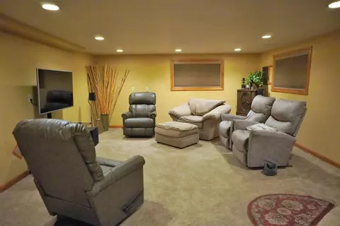 1034 E Miller St, Griffith, IN 46319 photo 41