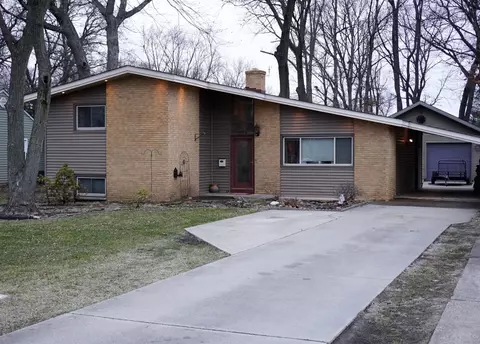 1034 E Miller St, Griffith, IN 46319 photo 1