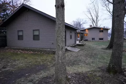 1034 E Miller St, Griffith, IN 46319 photo 52