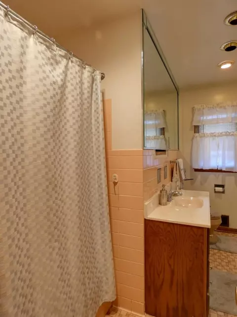 2340 W 20th Ave, Gary, IN 46404 photo 13