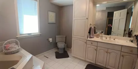 8516 Baring Ave, Munster, IN 46321 photo 9