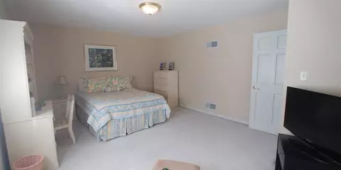 8516 Baring Ave, Munster, IN 46321 photo 11