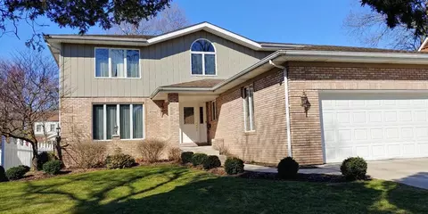 8516 Baring Ave, Munster, IN 46321 photo 1