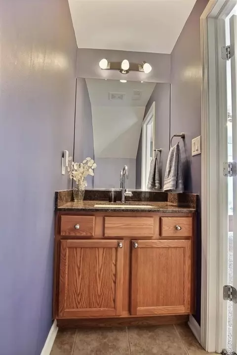 939 Flagstone Dr, Dyer, IN 46311 photo 8