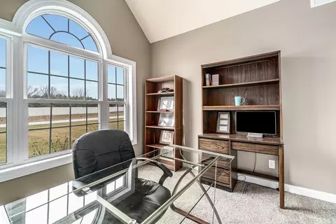 10085 Rolling Hills Dr, De Motte, IN 46310 photo 32