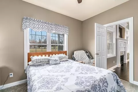 10085 Rolling Hills Dr, De Motte, IN 46310 photo 25