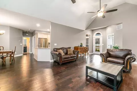 10085 Rolling Hills Dr, De Motte, IN 46310 photo 10