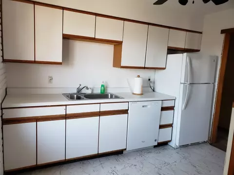 8716 Pine Ave, Gary, IN 46403 photo 11