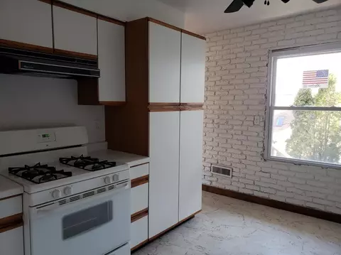 8716 Pine Ave, Gary, IN 46403 photo 12