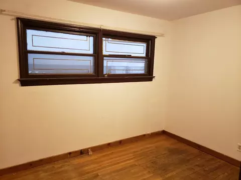 8716 Pine Ave, Gary, IN 46403 photo 16