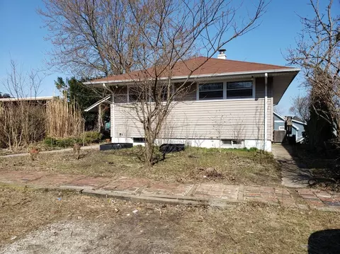 8716 Pine Ave, Gary, IN 46403 photo 6