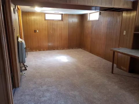 8716 Pine Ave, Gary, IN 46403 photo 22